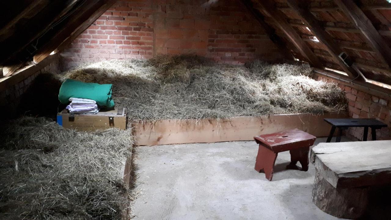 Heuhotel Farm Own Sleeping Bag Free Wifi Hausbreitenbach 외부 사진